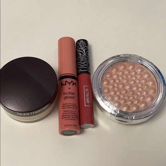 Makeup 4 items - Picture 1 of 1
